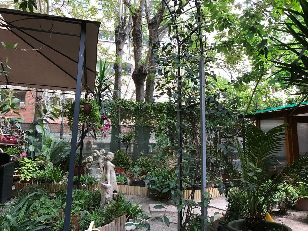 La Casa Di Elena Hotel Rome Bagian luar foto